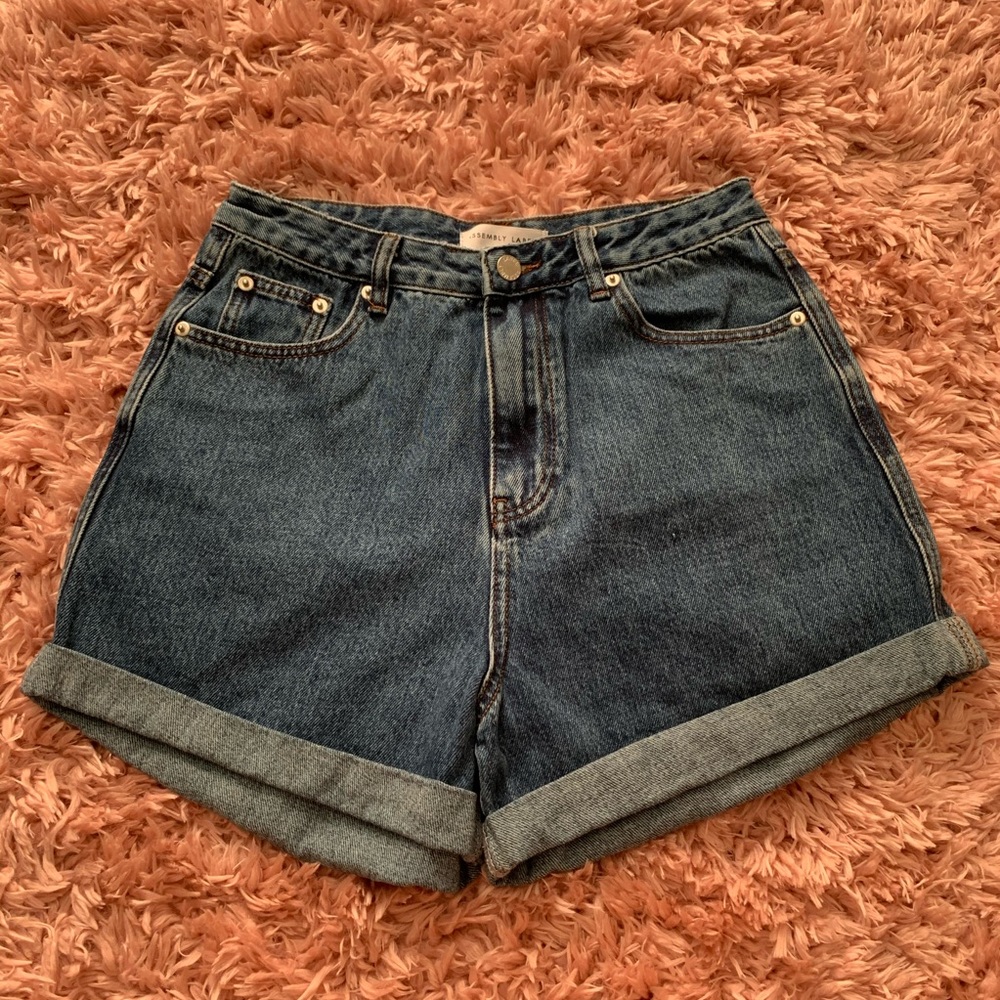 Assembly Label rolled hem shorts in vintage blue